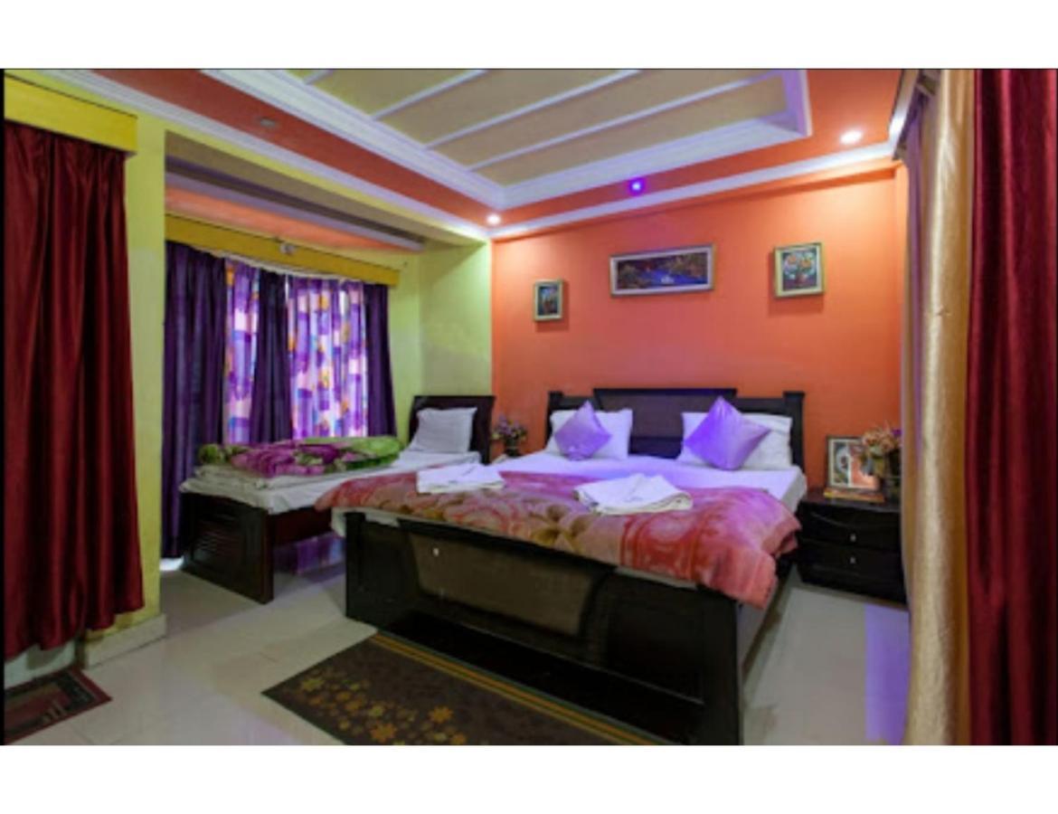 Nanda Lokpal, Ghangaria Homestay *