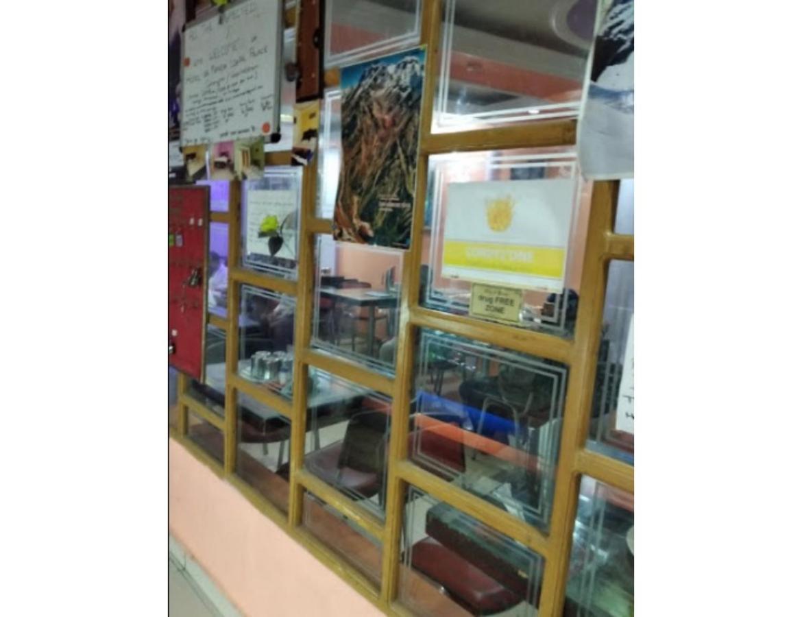 Nanda Lokpal, Ghangaria Homestay
